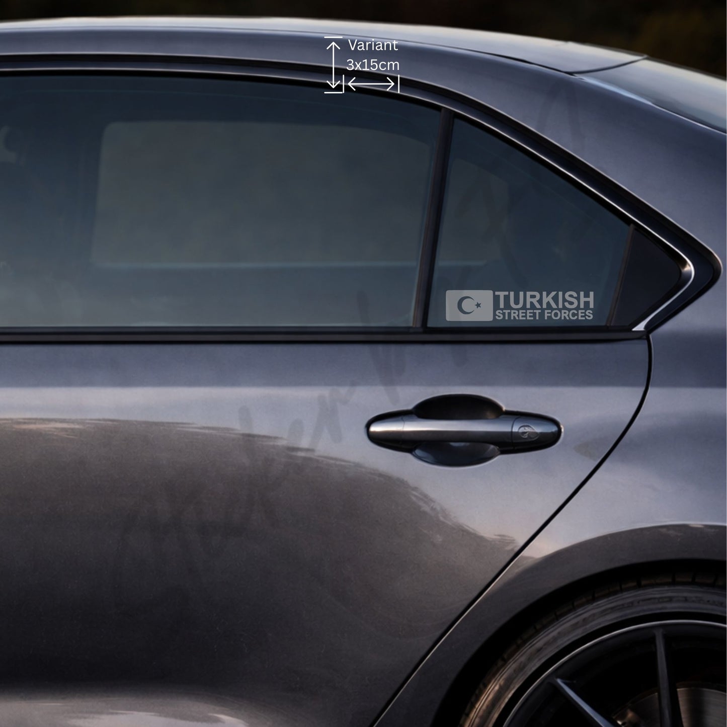 Turkish Streetforces Sticker in Silber an der Seitenscheibe – silberner türkischer Autoaufkleber im Streetforces Design